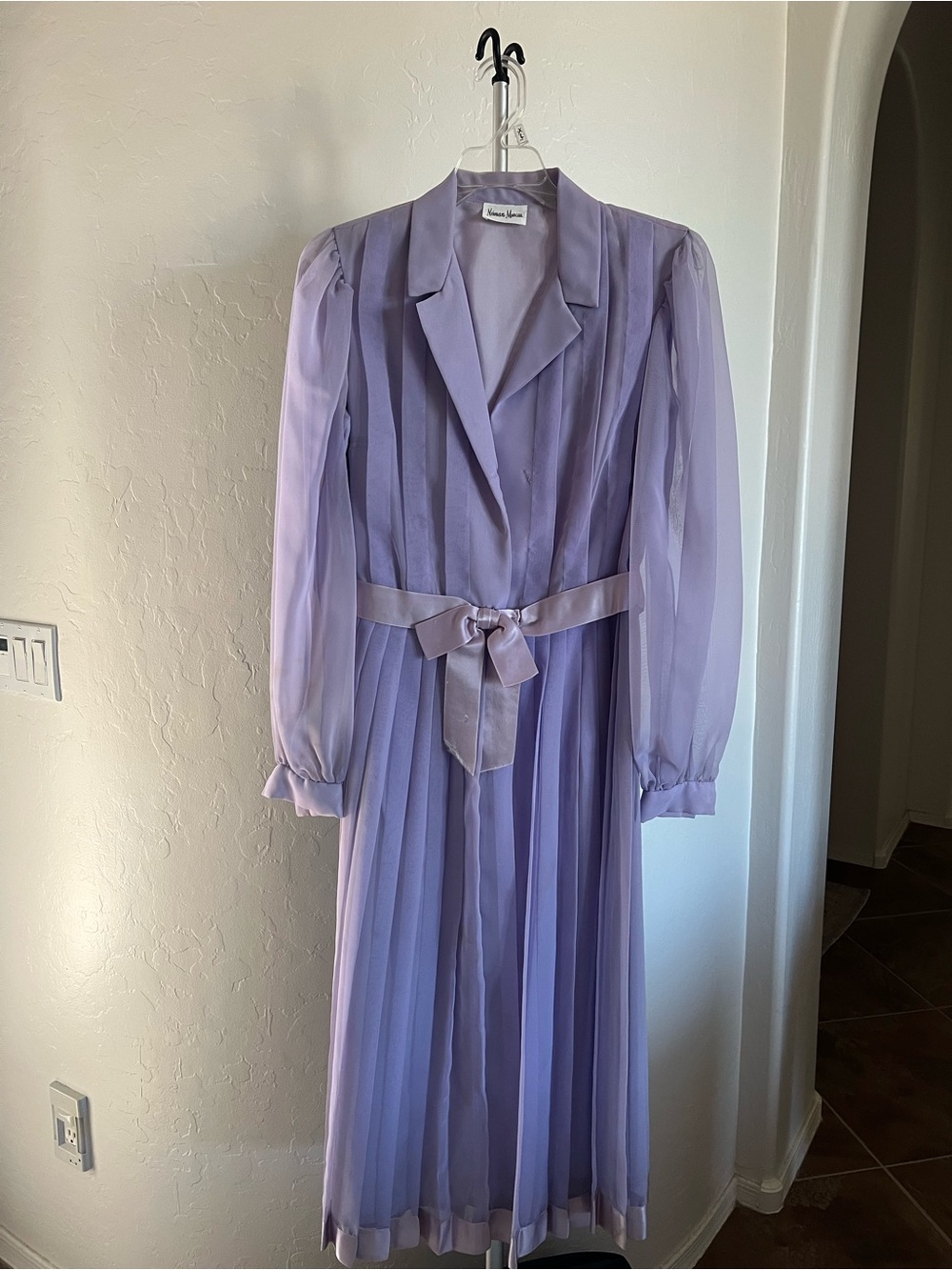 Neiman Marcus Lavender Pleated Long-Sleeve Midi Dress with Waist Tie